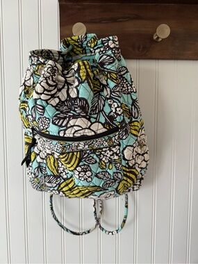 vera bradley | quilted floral drawstring backpack island blooms aqua white lime